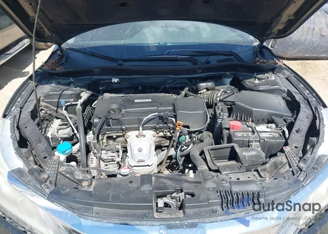 2016 Honda Accord Lx z USA, uszkodzony, nr VIN 1HGCR2F30GA199878
